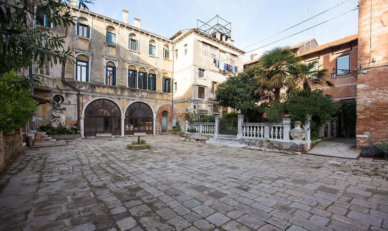 Apartment Ca' Della Corte Flats Venice Italy