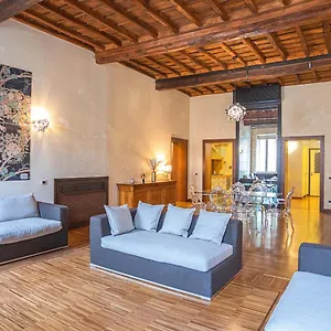  Apartment Piazza Venezia Charming With View Italy